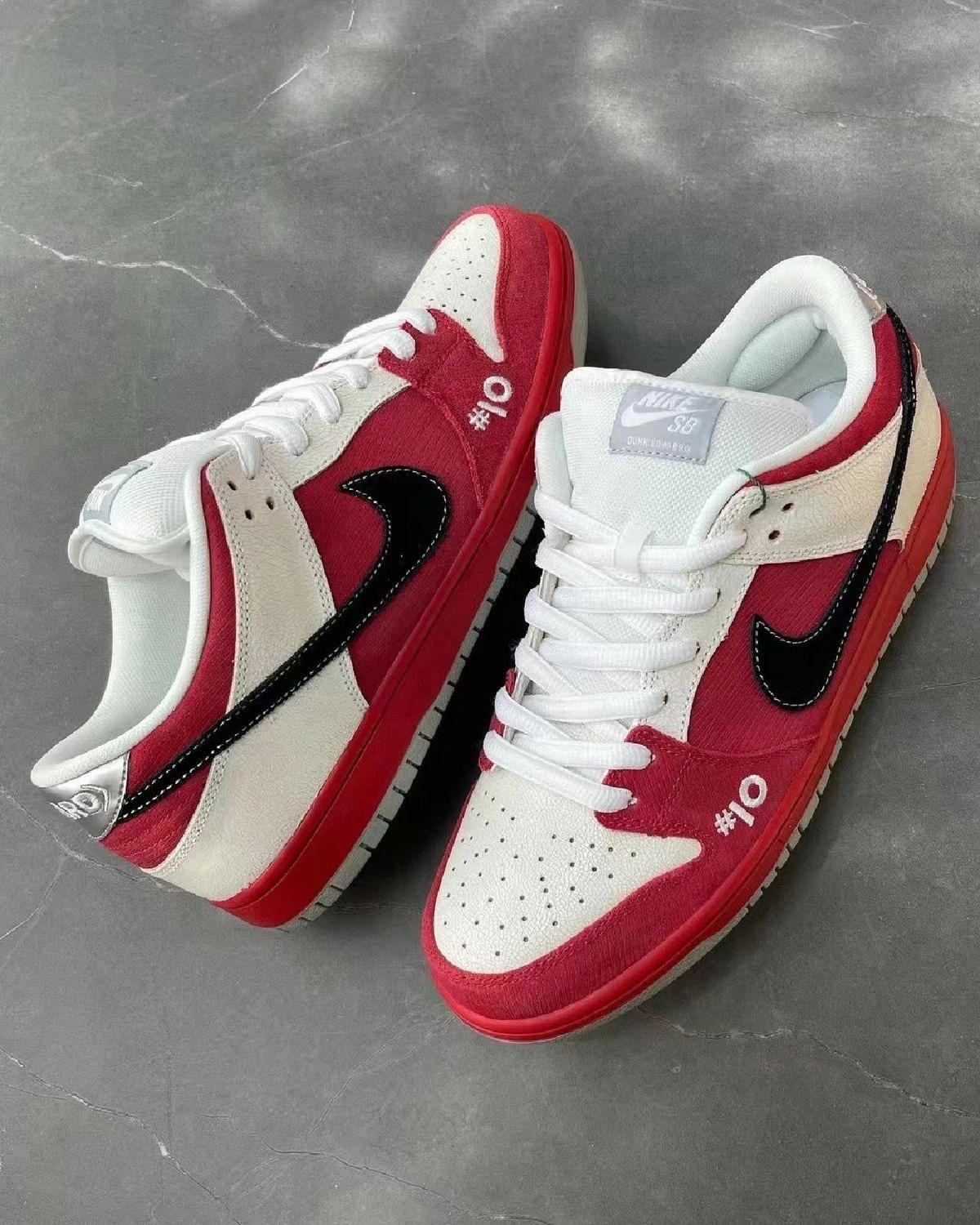 Nike sb dunk low roller derby