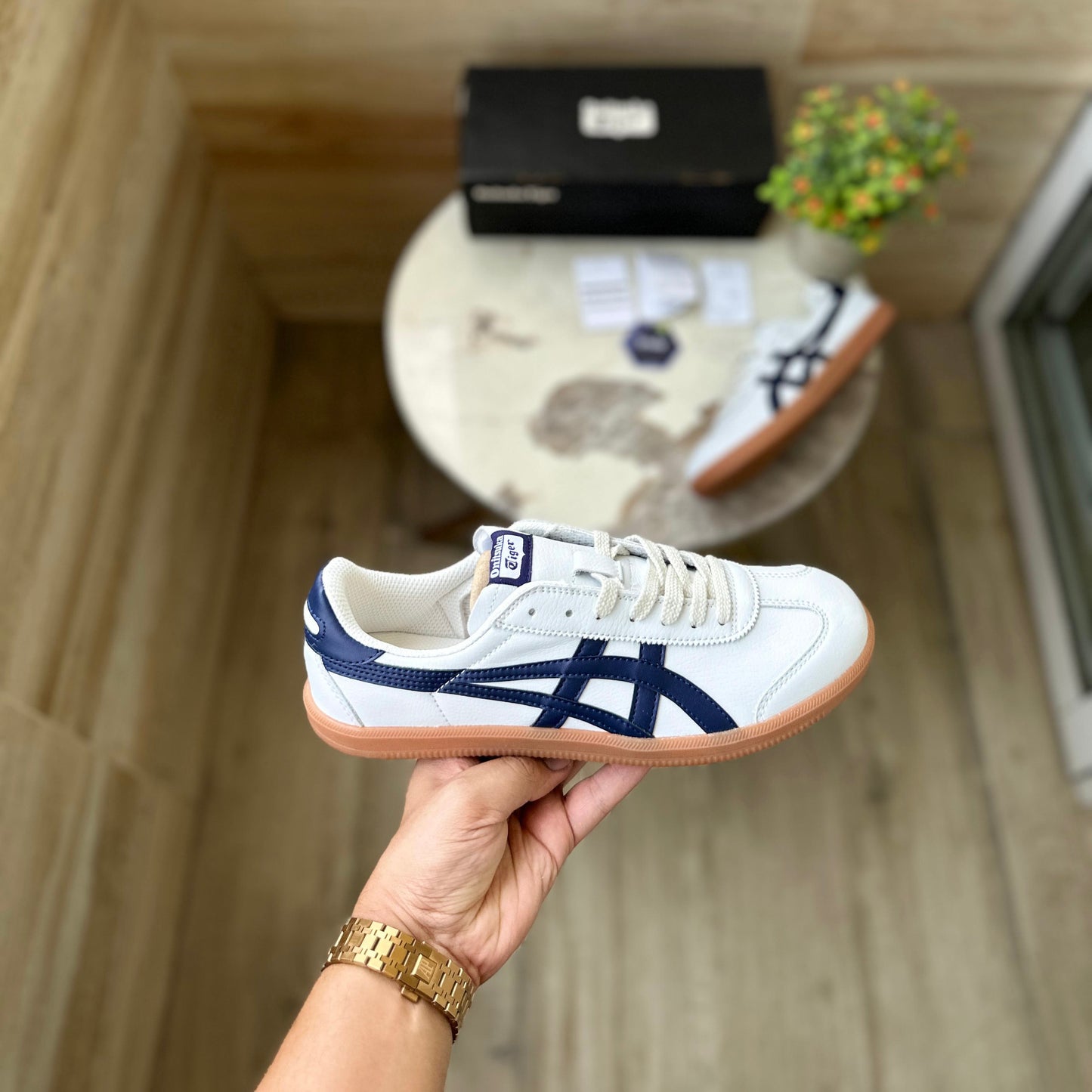 ONITSUKA TIGER TOKUTEN WHITE NAVY EDITION