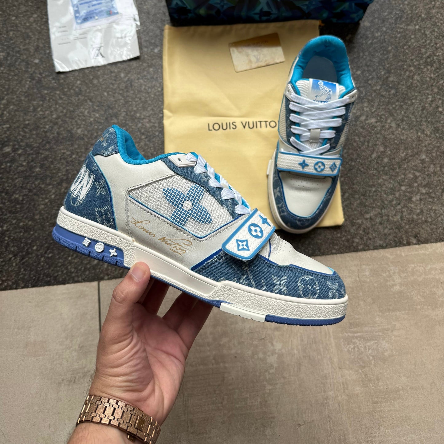 LOUIS VUITTON TRAINER STRIP BLUE