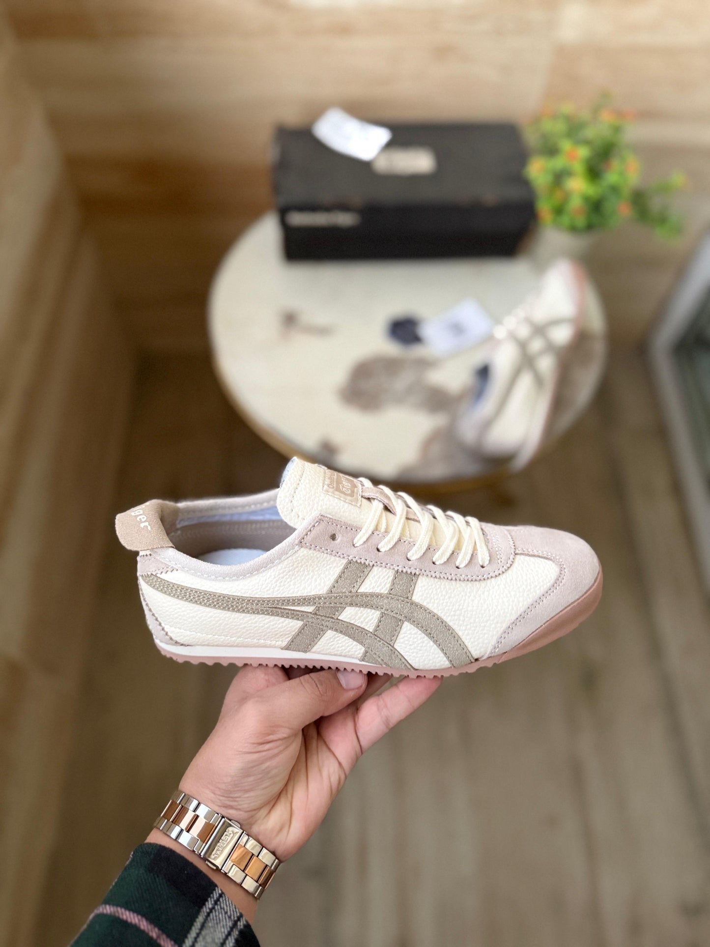 Onitsuka tiger leather sneaker
