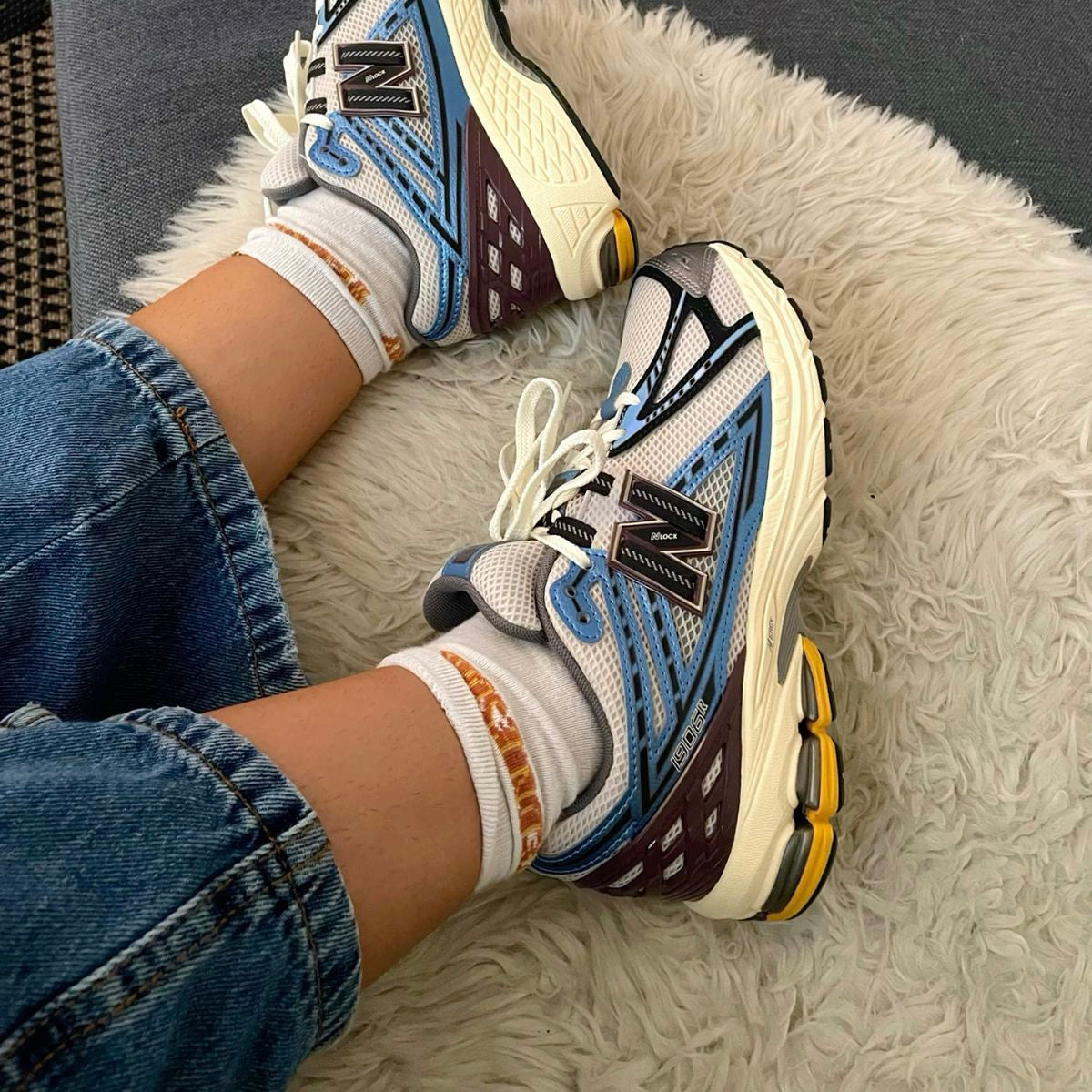 NEW BALANCE 1906 SPRUCE METALLIC SEAL