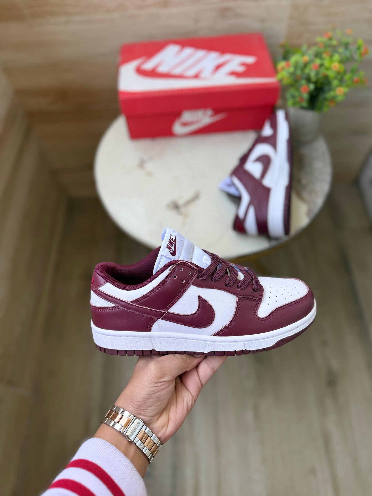Nike sb dunk wine