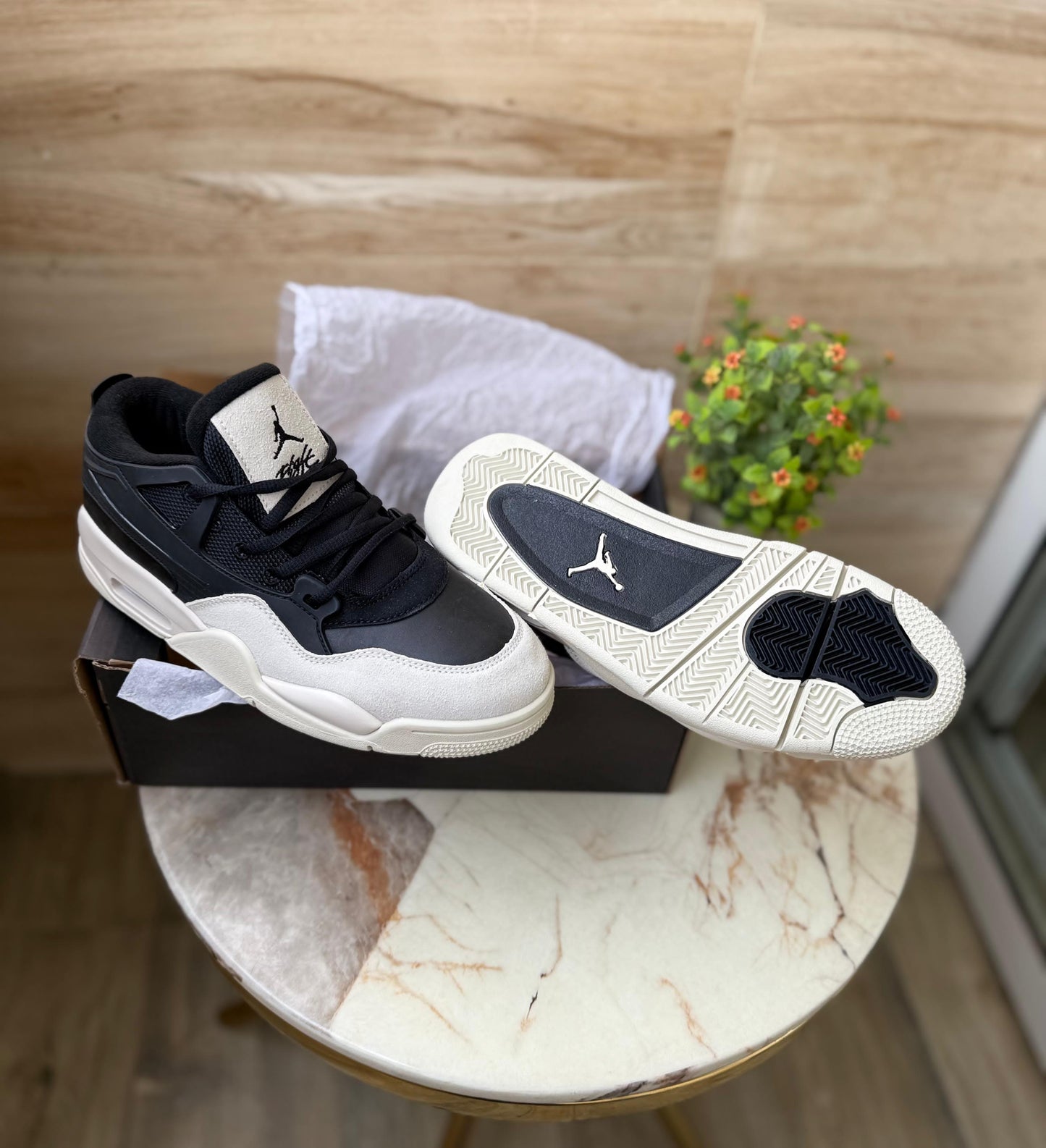 Air Jordans 4 rm black light bone