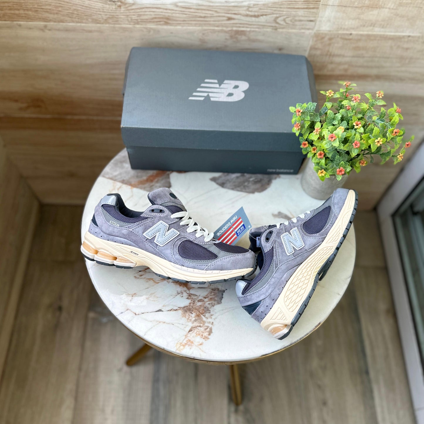 NEW BALANCE 2002R DARK GREY