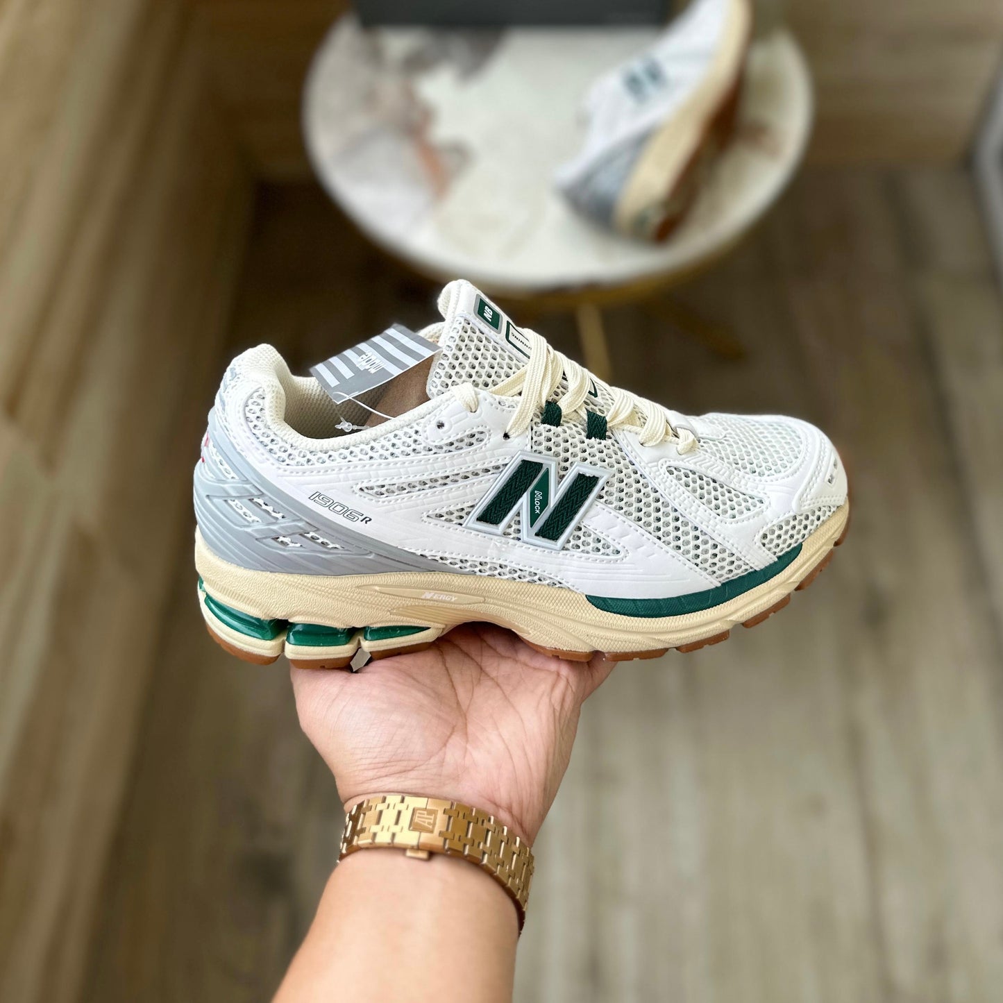 NEW BALANCE 1906 WHITE GREEN CREAM