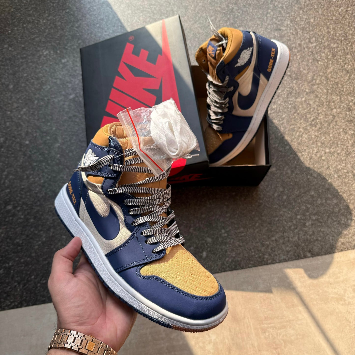 NIKE AIR JORDAN 1 HIGH ELEMENT GORE TEX