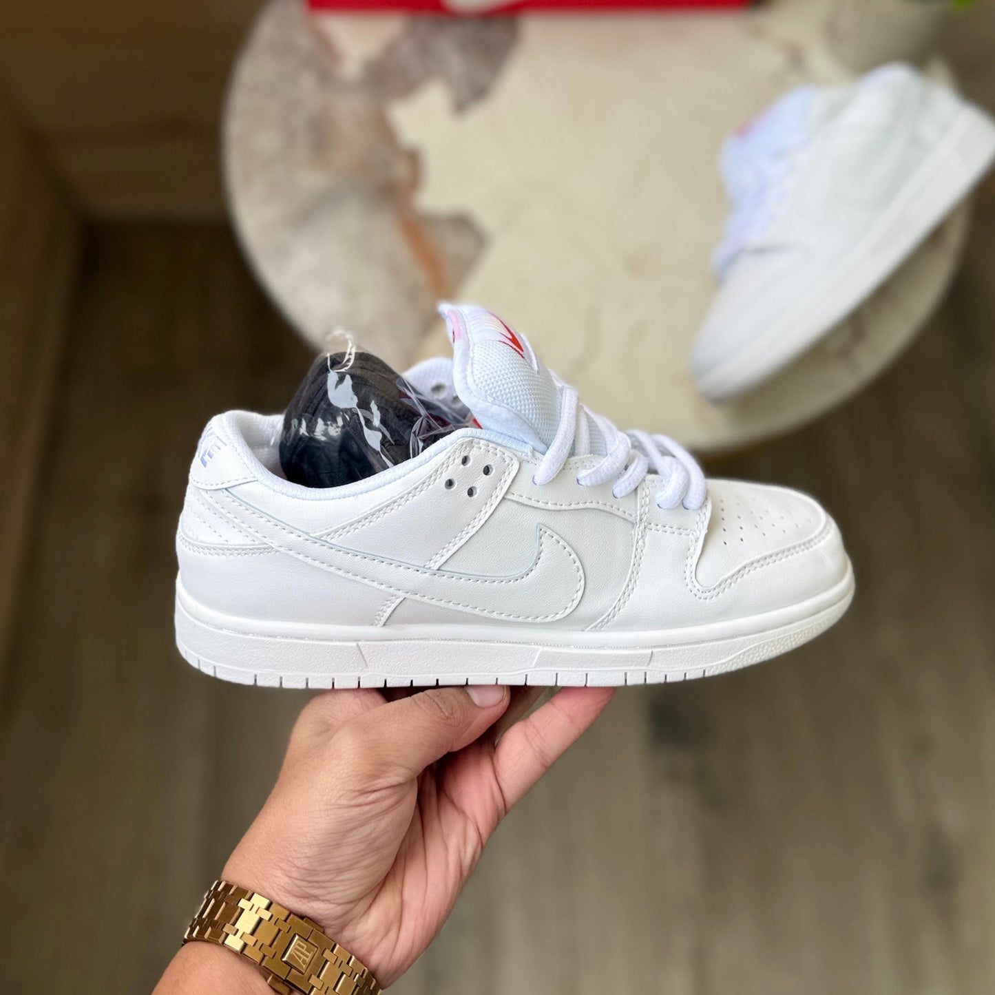 Nike sb dunk tripple white