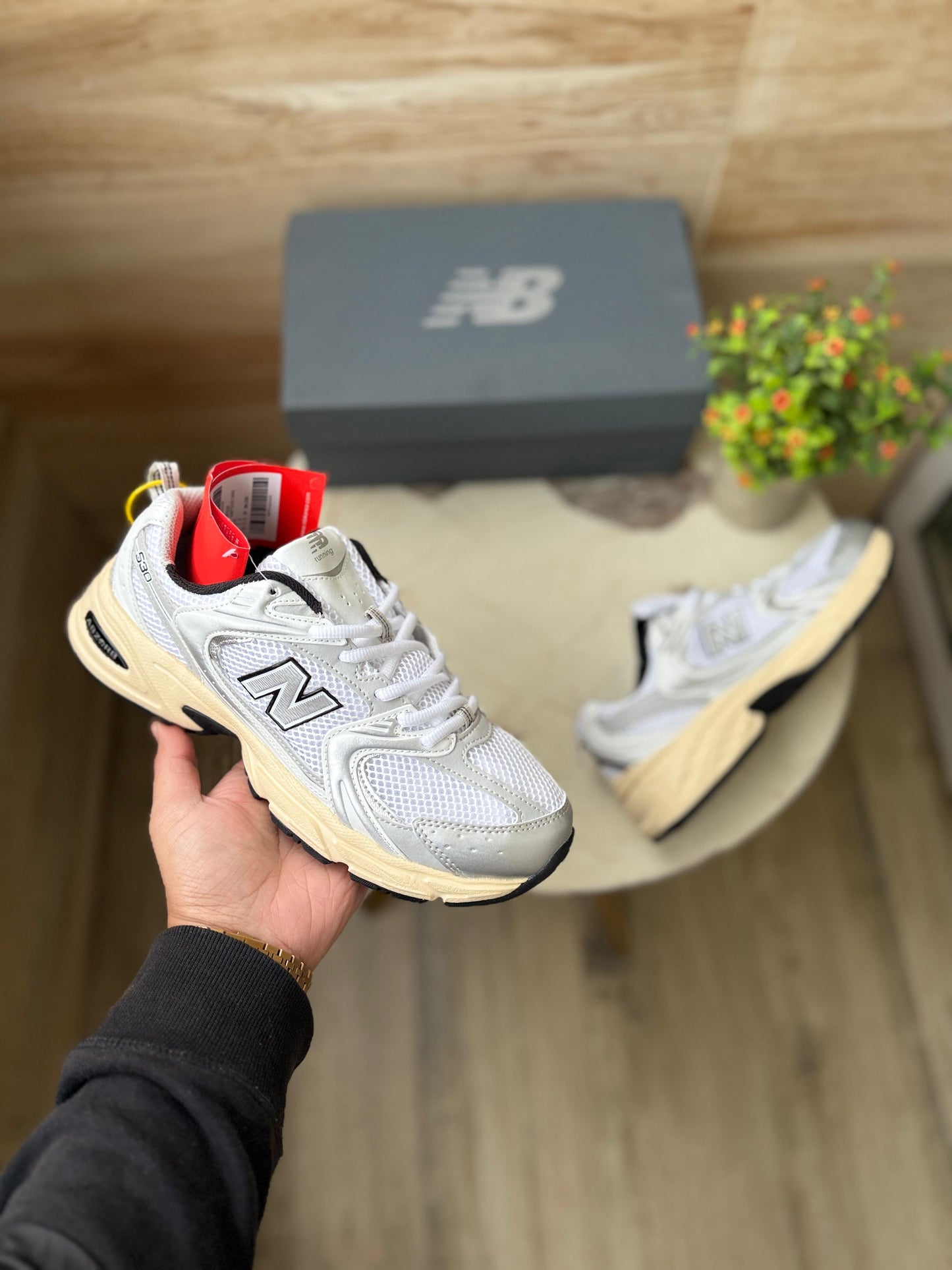 NEW BALANCE 530 OFF WHITE
