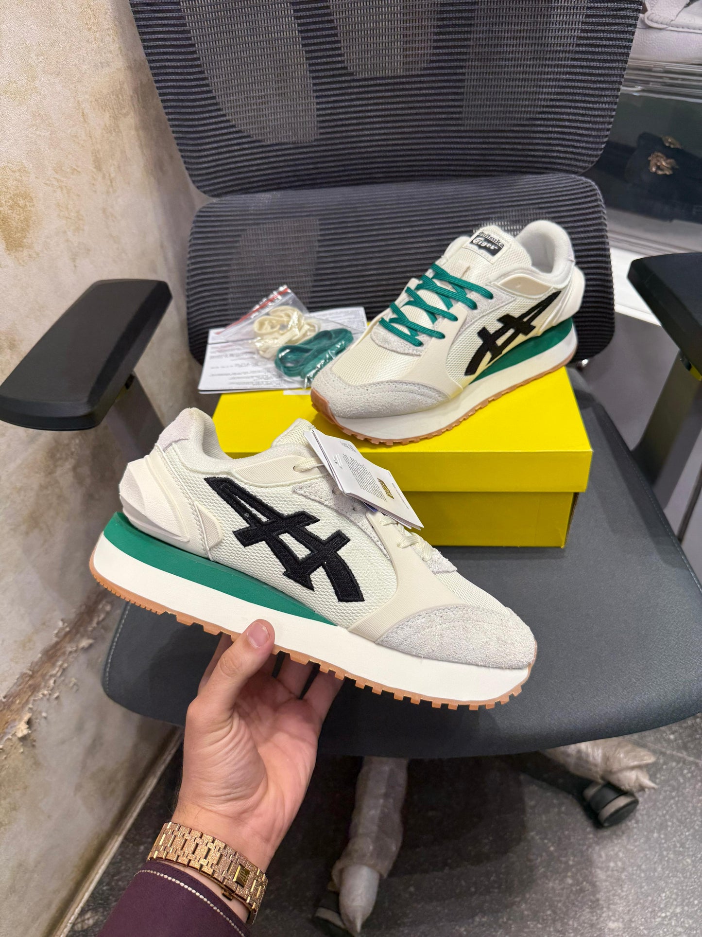 Onitsuka tiger maoge co cream black