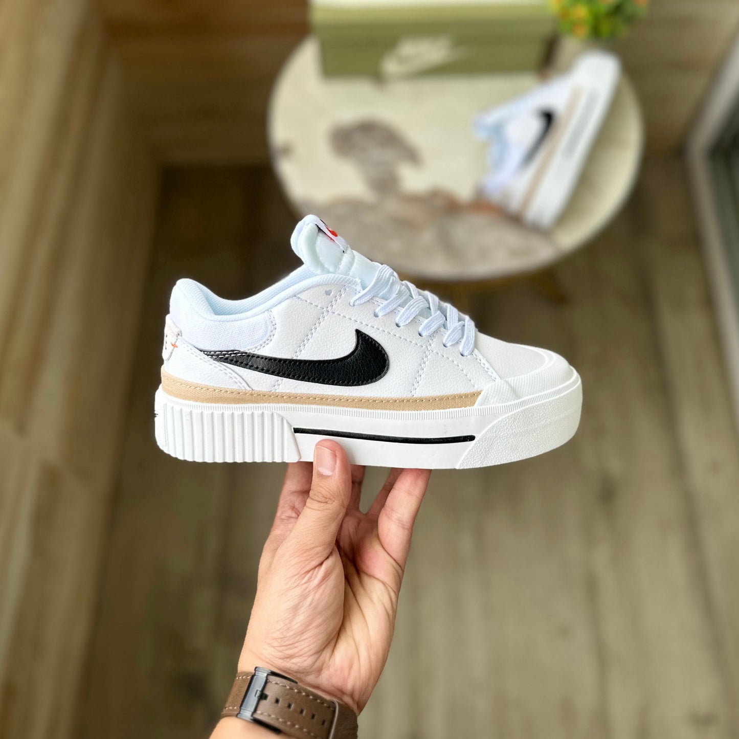 NIKE COURT LEGACY LIFT