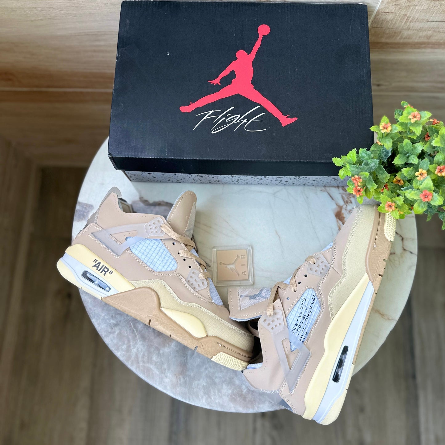 JORDANS RETRO 4 SAIL OFF WHITE