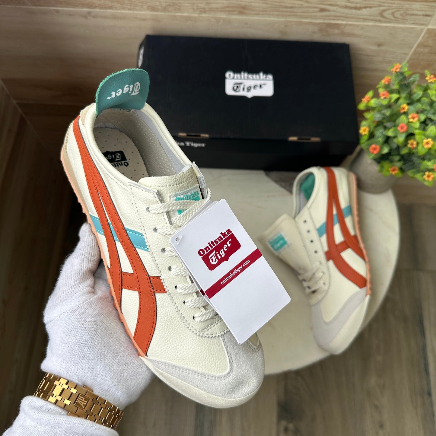 ONITSUKA TIGER LEATHER TRAINERS SKY