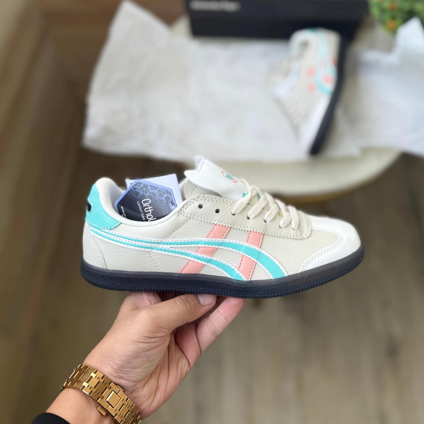 Onitsuka tiger tokuten stop loving