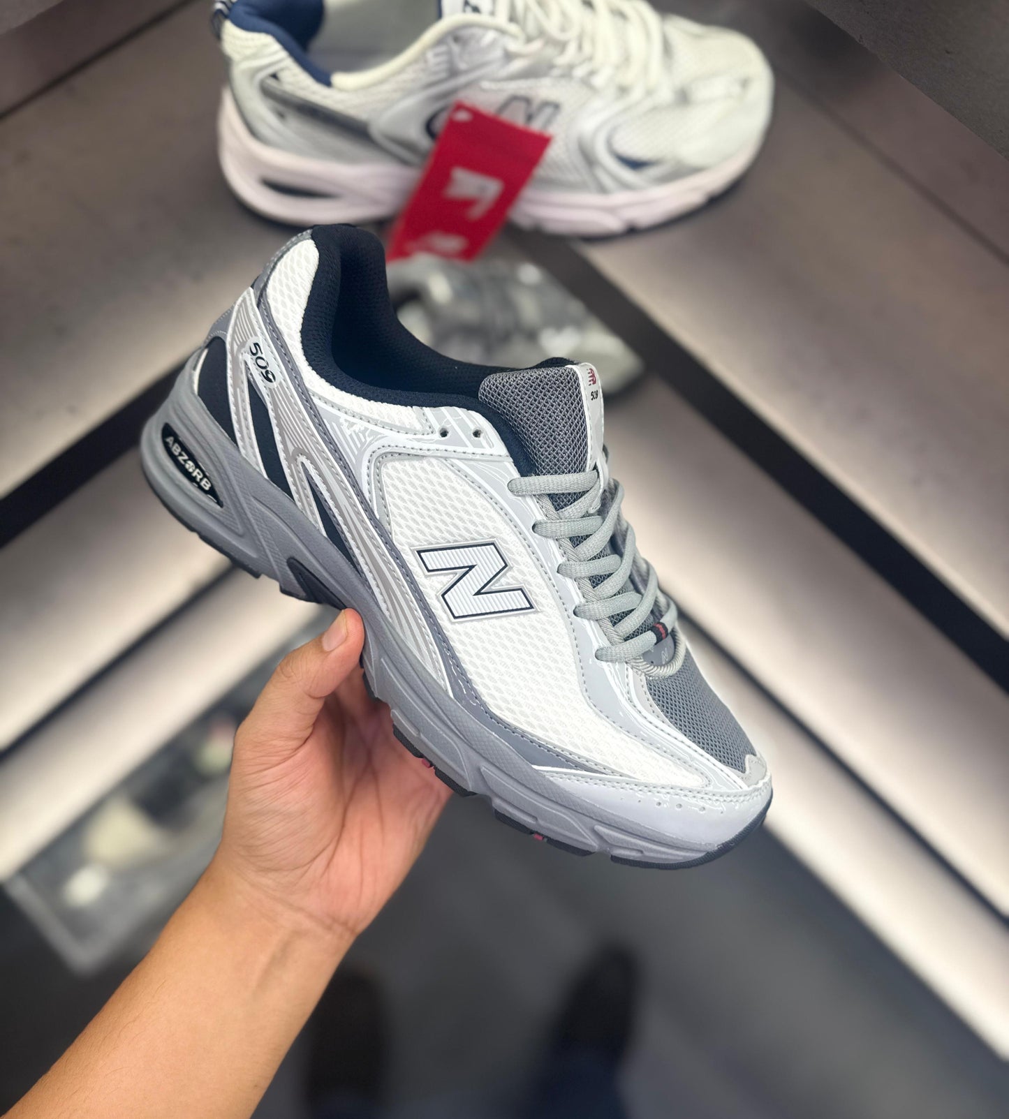 NEW BALANCE 509 WHITE GREY