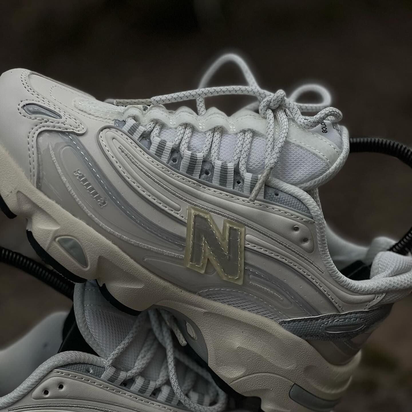 New balance 1000 white