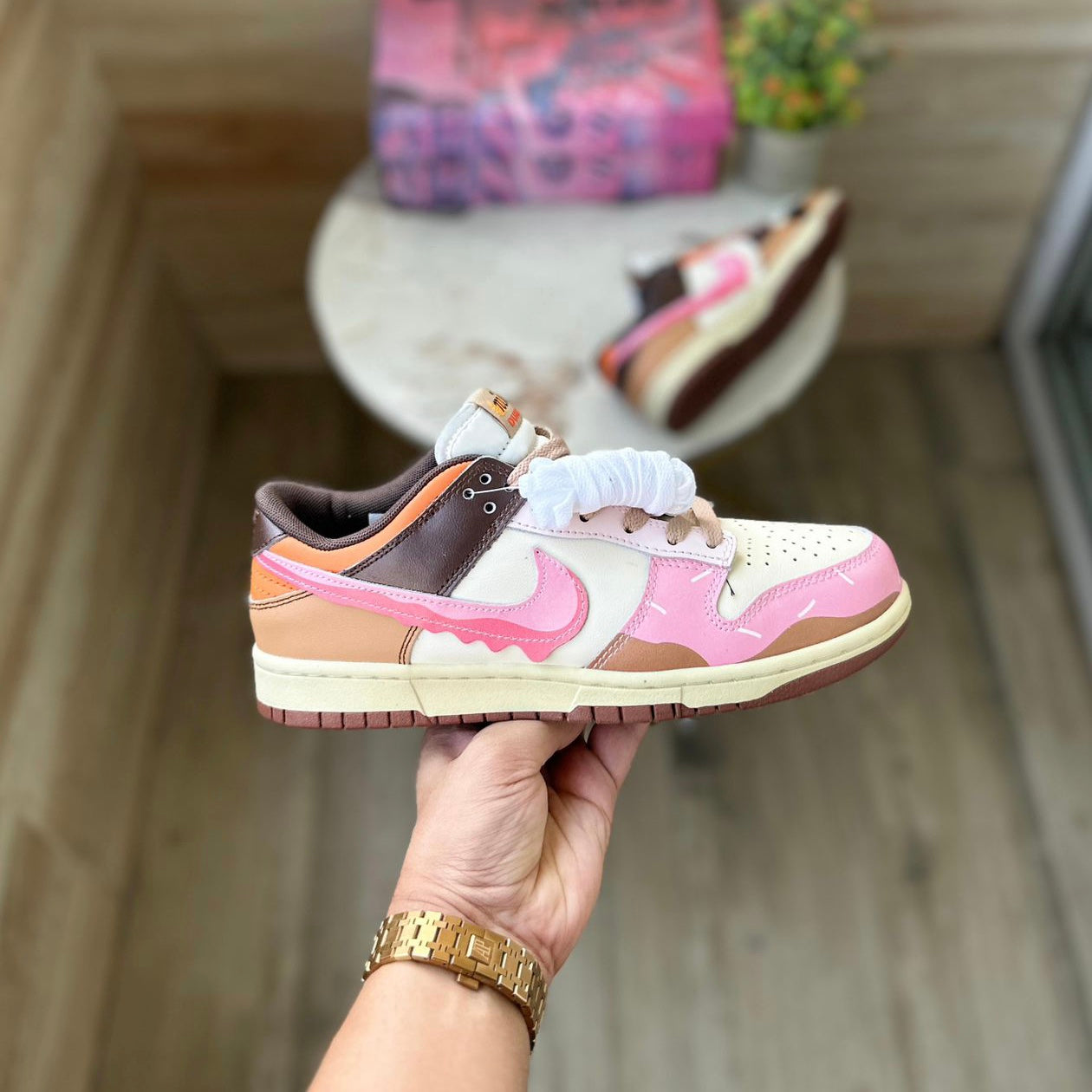 NIKE SB DUNK WHAT THE DONUT