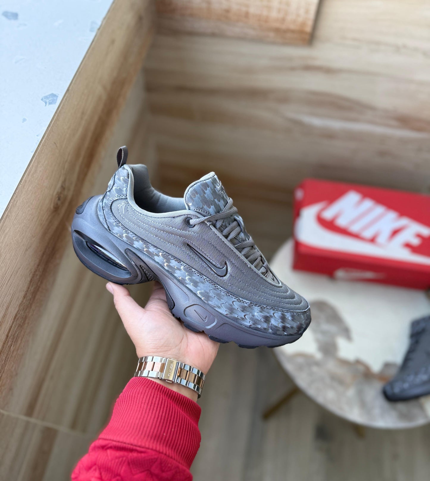 Nike airmax portal trainers grey