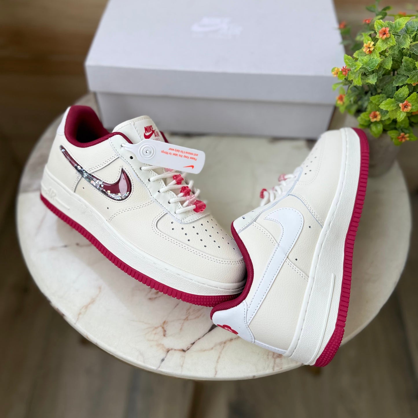 Nike airforce one valentine 2024