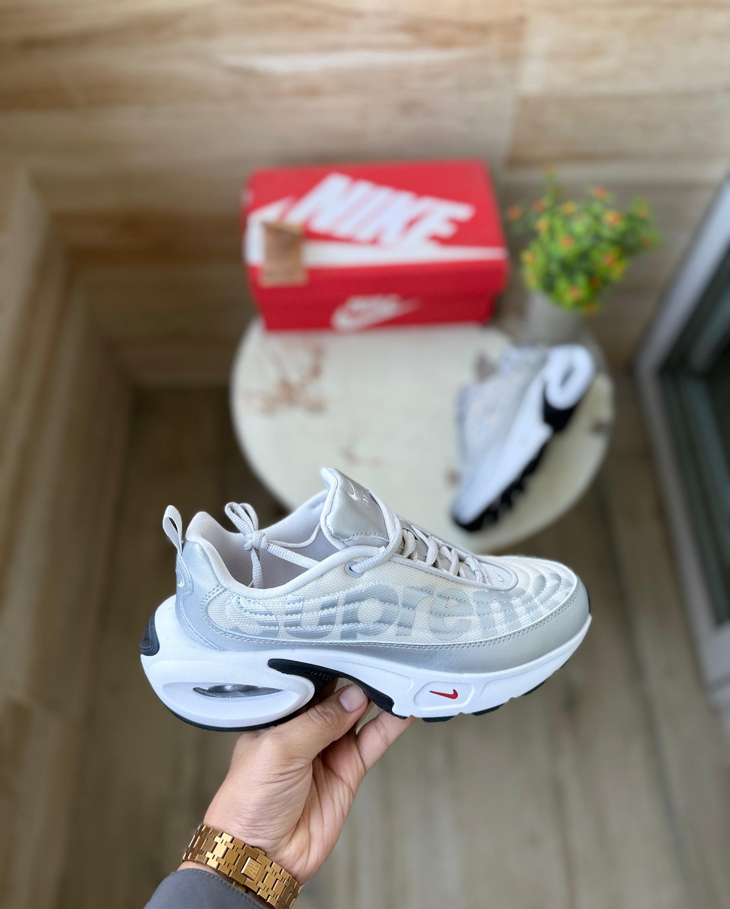 Nike airmax portal supreme trainers
