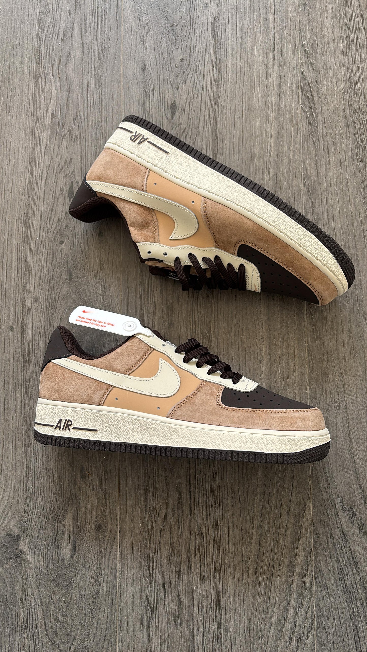 Nike airforce one brown beige