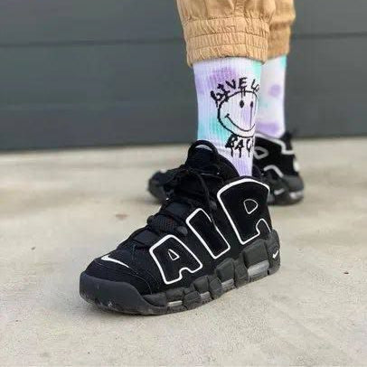Nike air more uptempo
