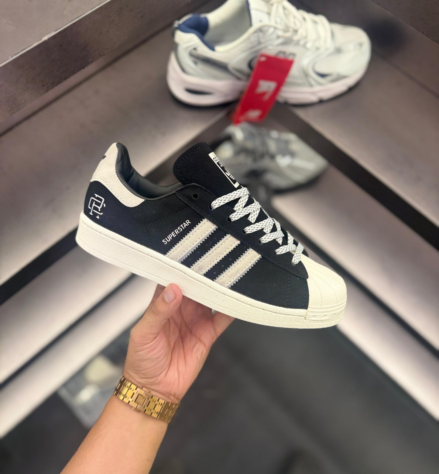 ADIDAS ORGINALS SUPERSTAR SUEDE REIGN CHAMP