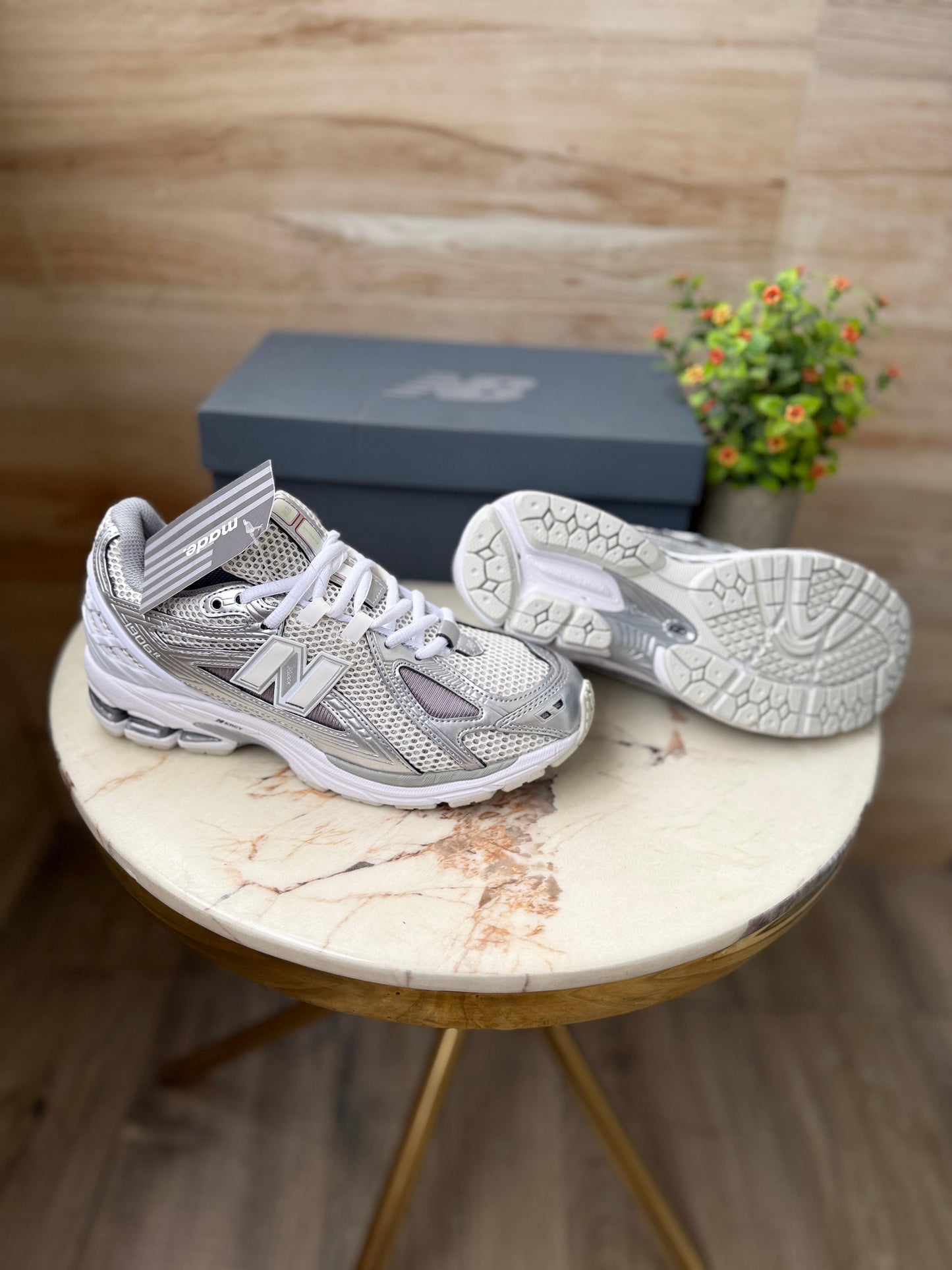 New balance 1906 metallic silver