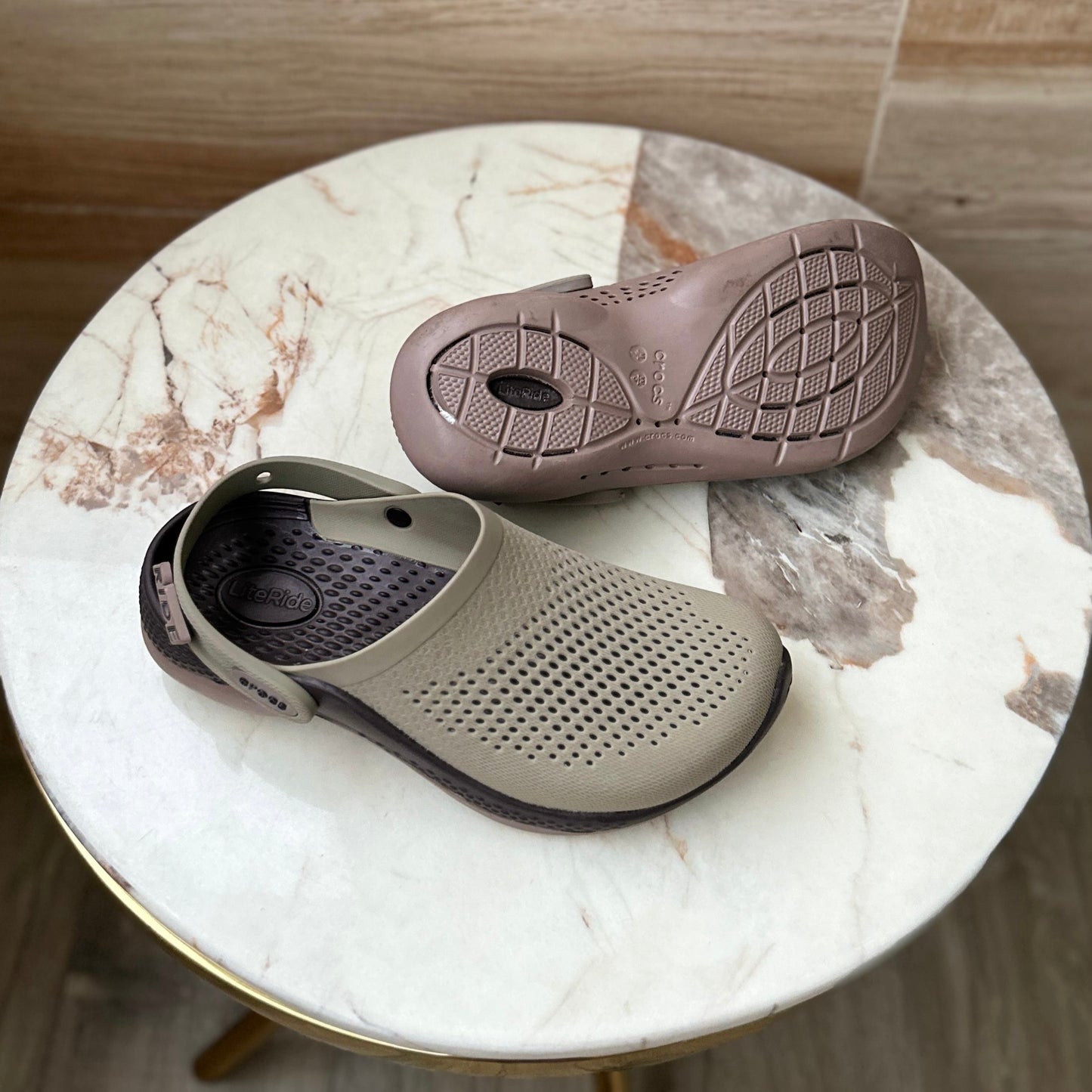 CROCS LITERIDE 360 GREY BLACK EDITION