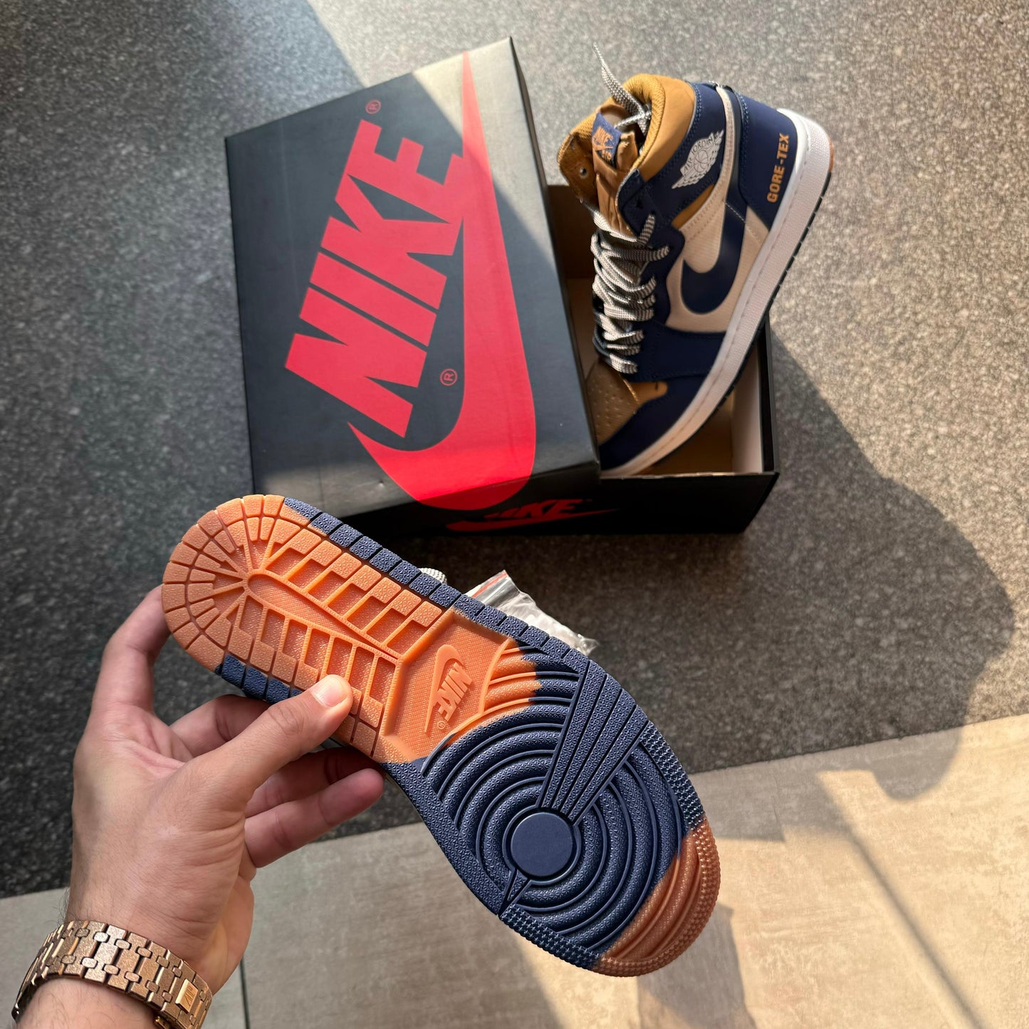 NIKE AIR JORDAN 1 HIGH ELEMENT GORE TEX