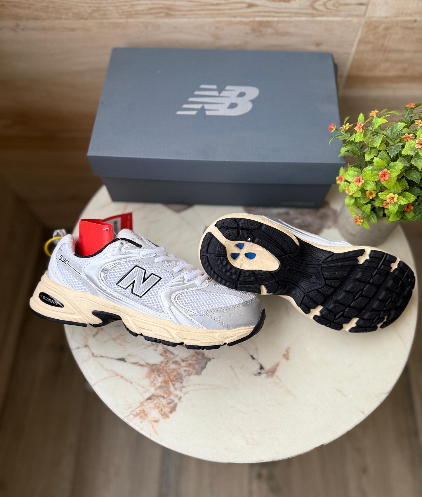 NEW BALANCE 530 OFF WHITE