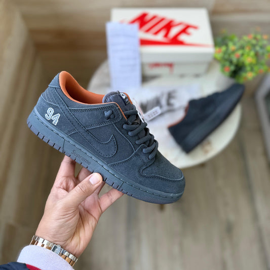 Nike sb dunk supreme 94 charcoal grey 2025