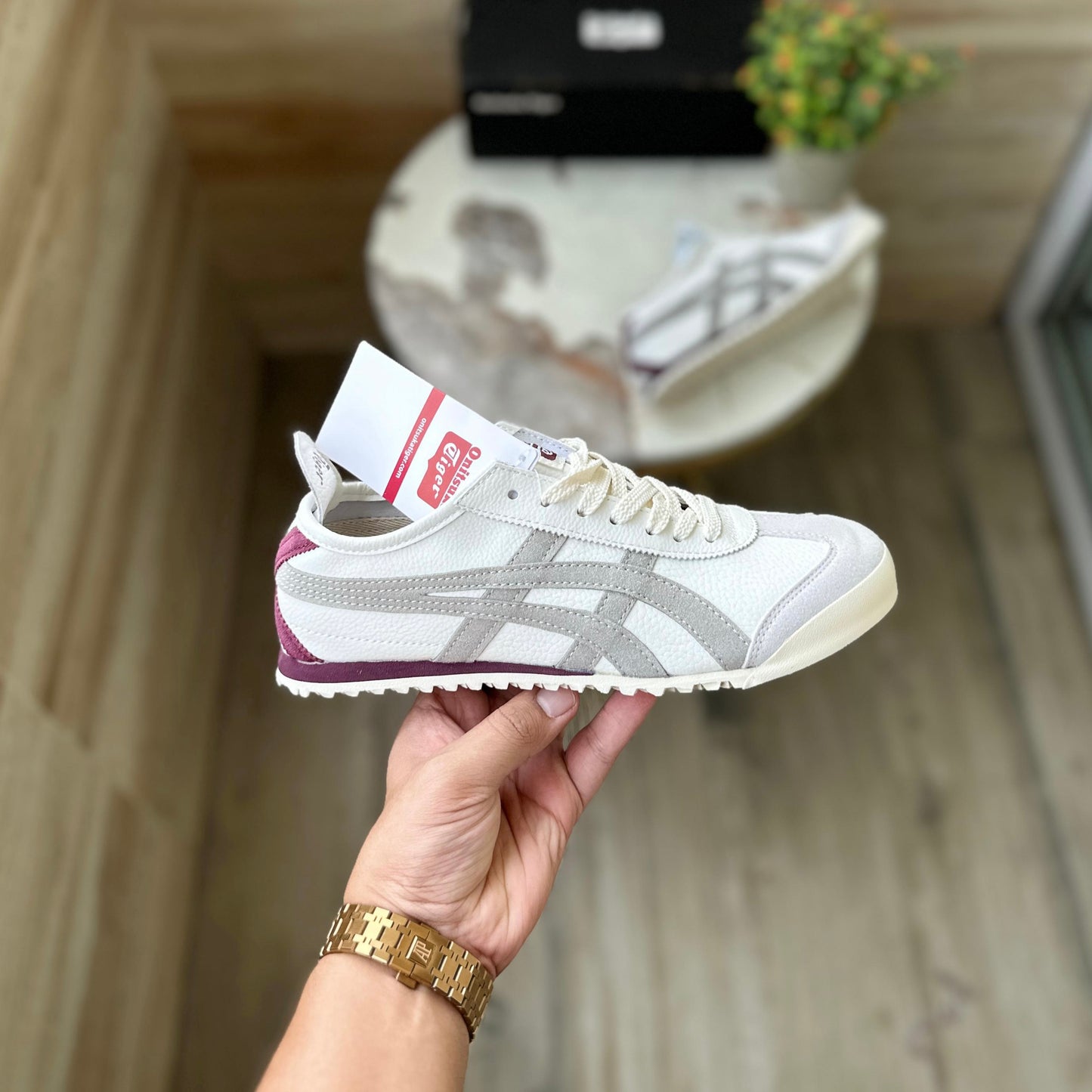 ONITSUKA TIGER LEATHER WHITE GREY EDITION