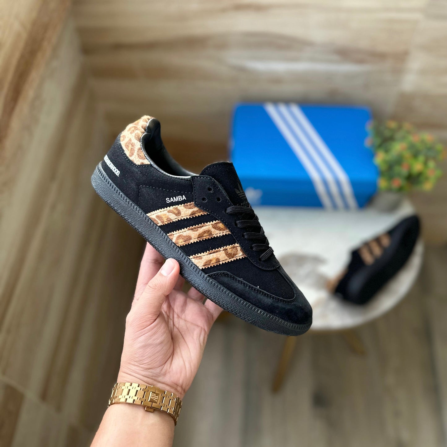 ADIDAS ORGINALS SAMBA NEIGHBOURHOOD
