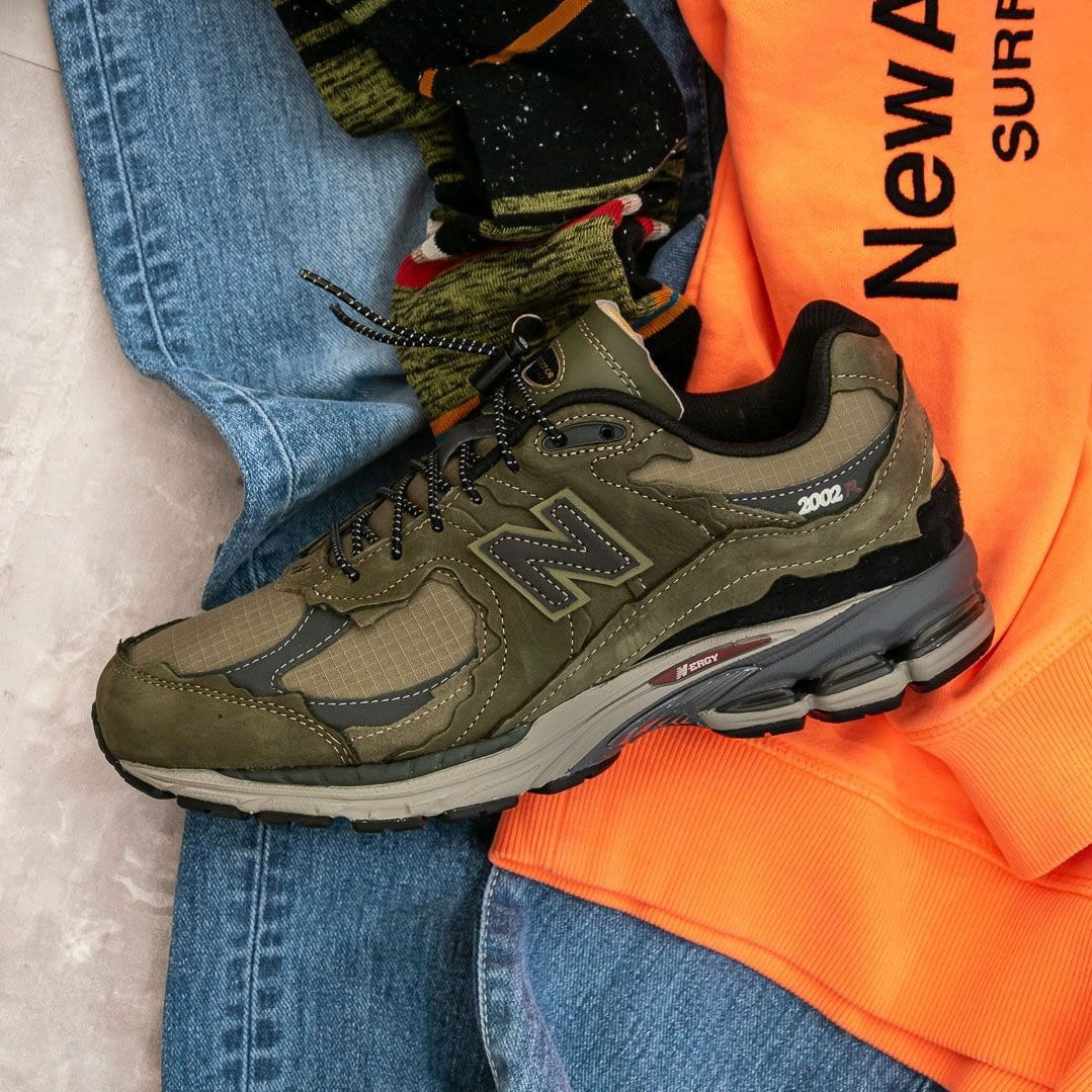 NEW BALANCE 2002R PROTECTION PACK DARK MOSS