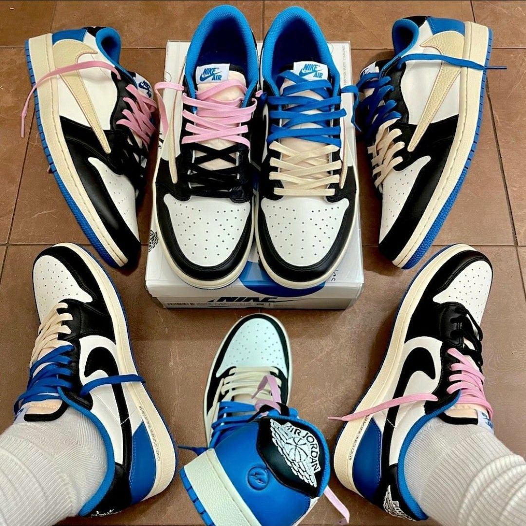 AIR JORDANS RETRO 1 TRAVIS SCOTT FRAGMENT