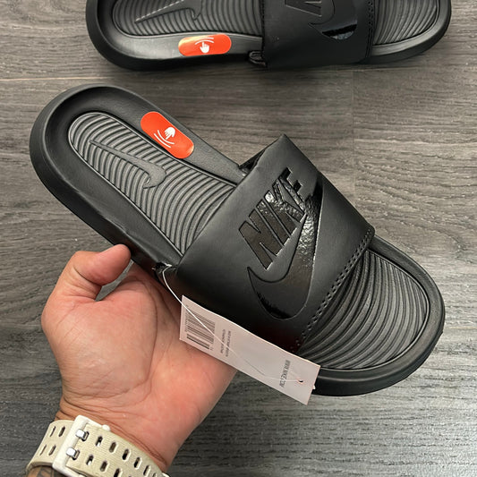 NIKE PREMIUM SLIPPER