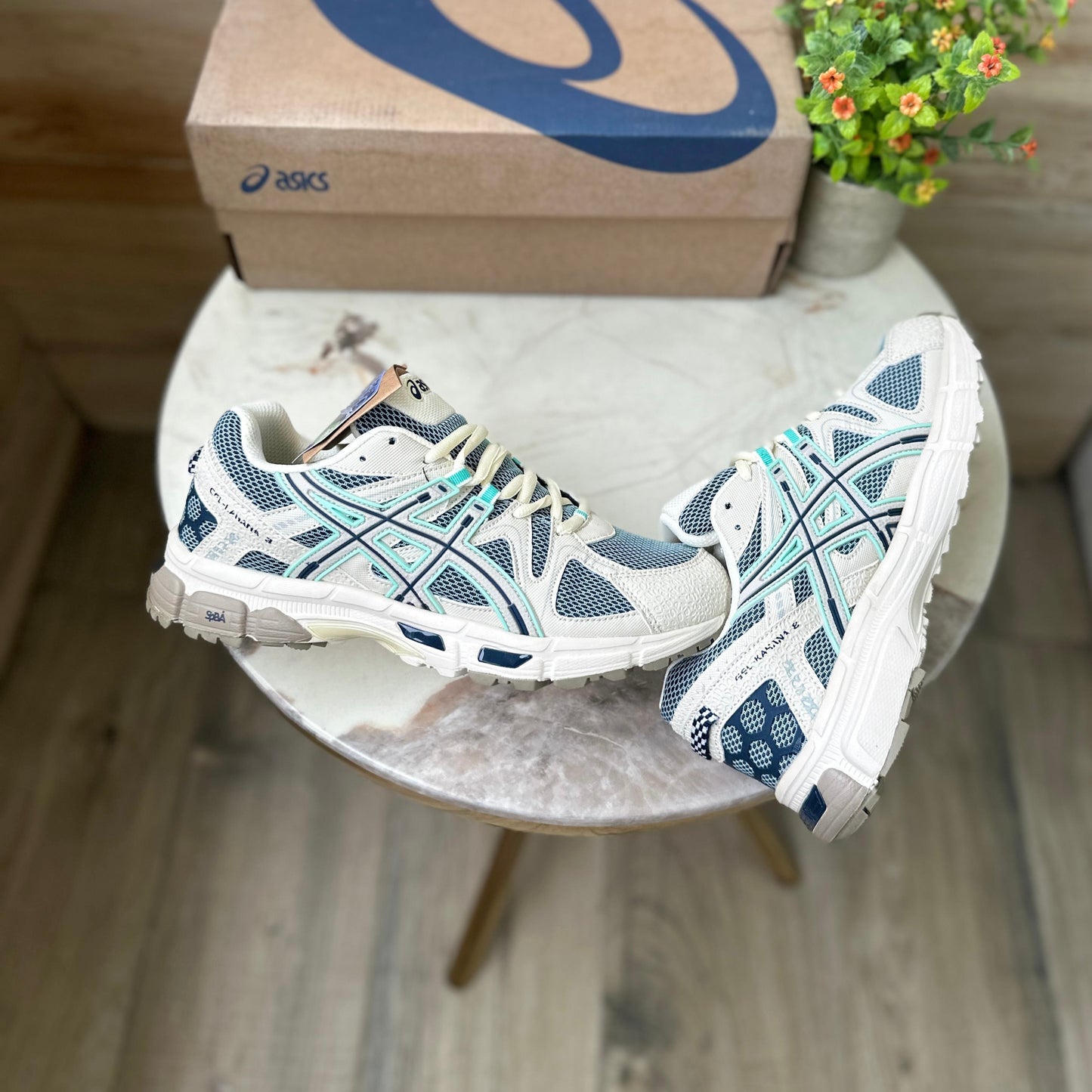 ASICS KAHANA GEL 8