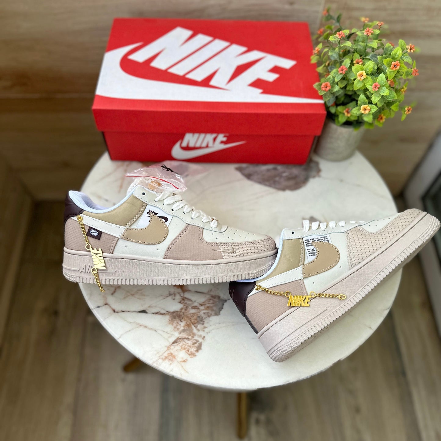 NIKE AIRFORCE ALL PETALS UNITED