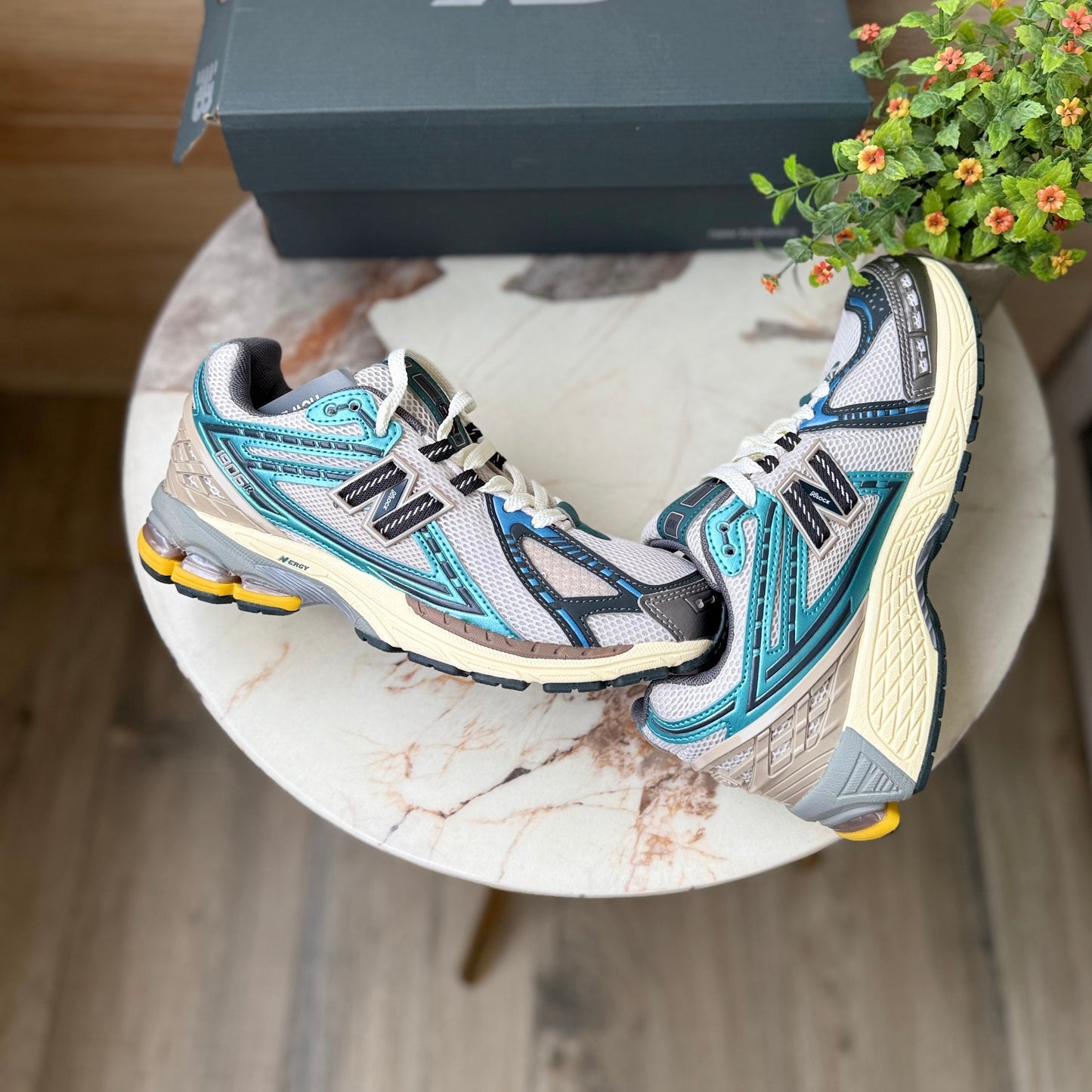 NEW BALANCE 1906 MOONBEAM BLUE