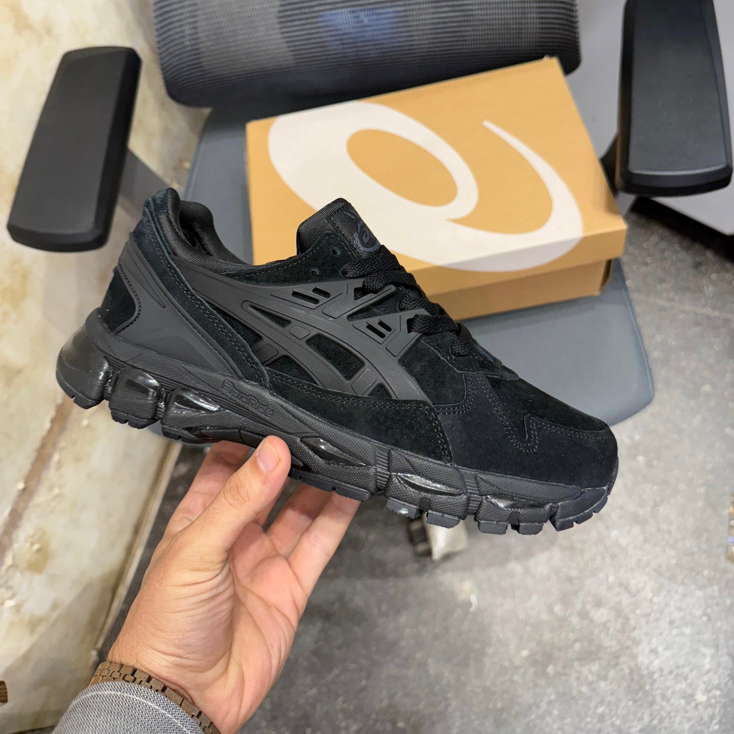 ASICS GEL KAYANO BLACK SUEDE