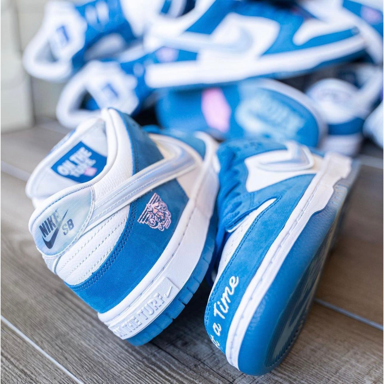 NIKE SB DUNK LOW BORN X RAISED SEMI UA