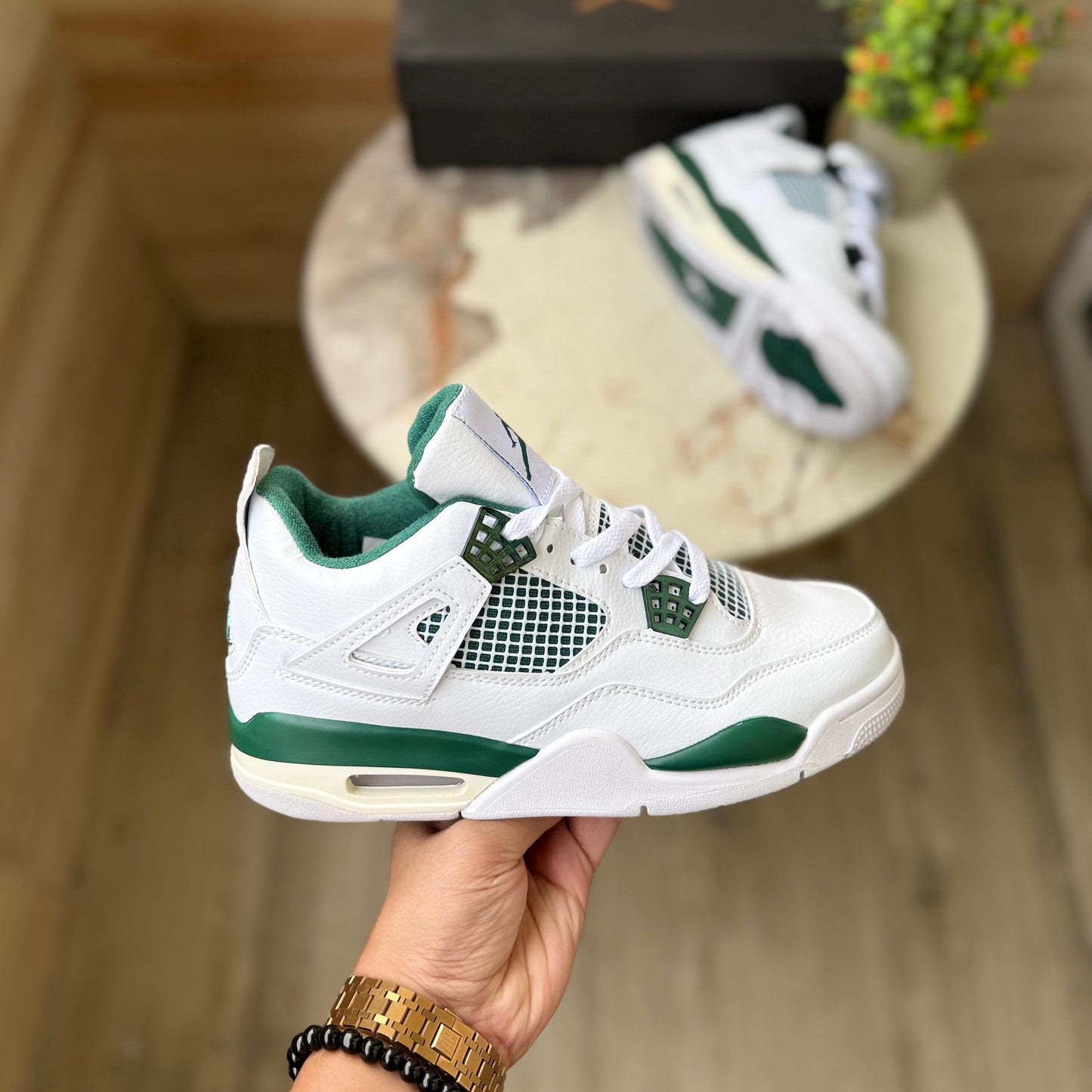 Air Jordans retro4 oxidised green