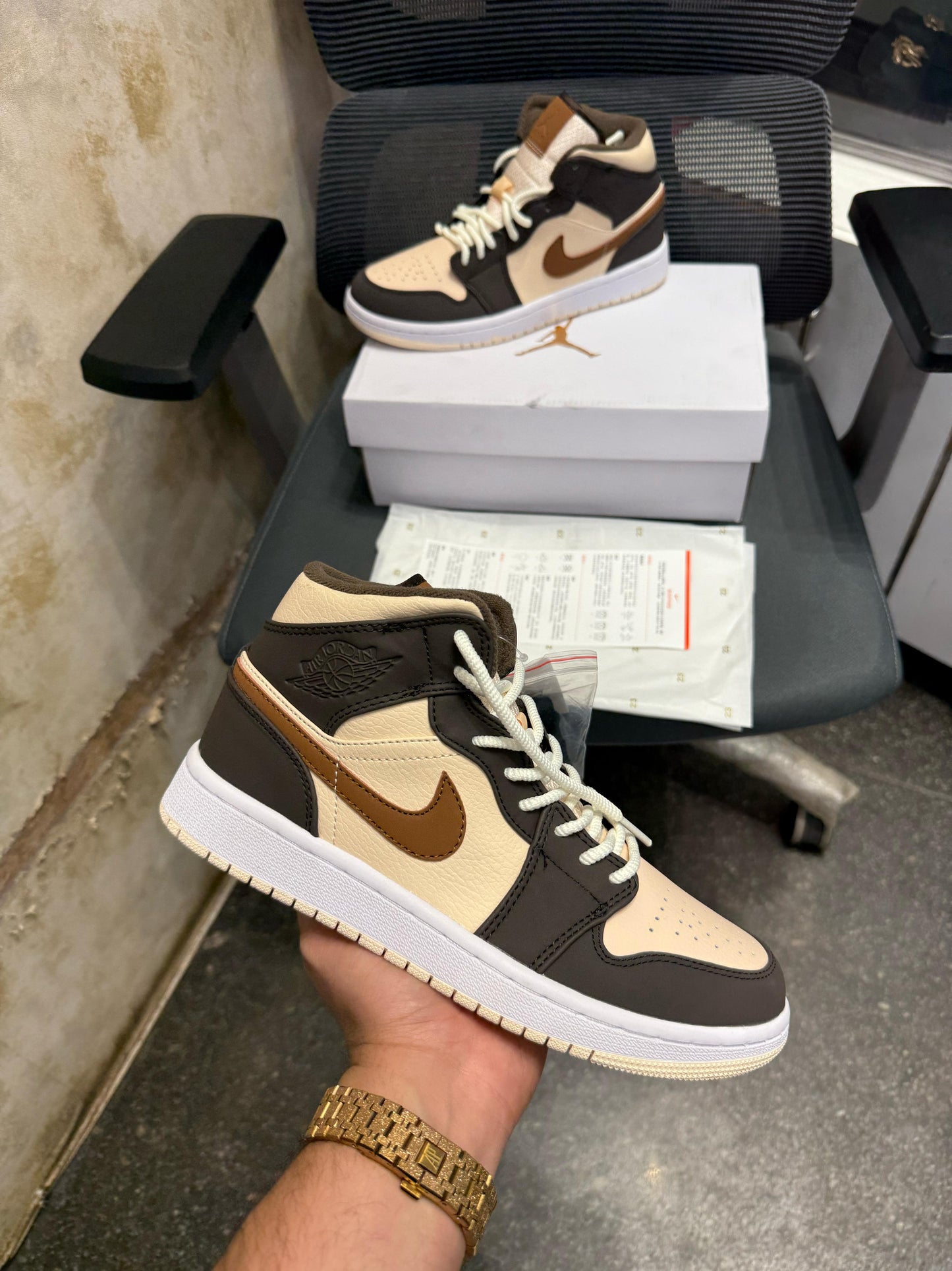 Nike air jordan 1 mid se brown basalt oatmeal semi ua