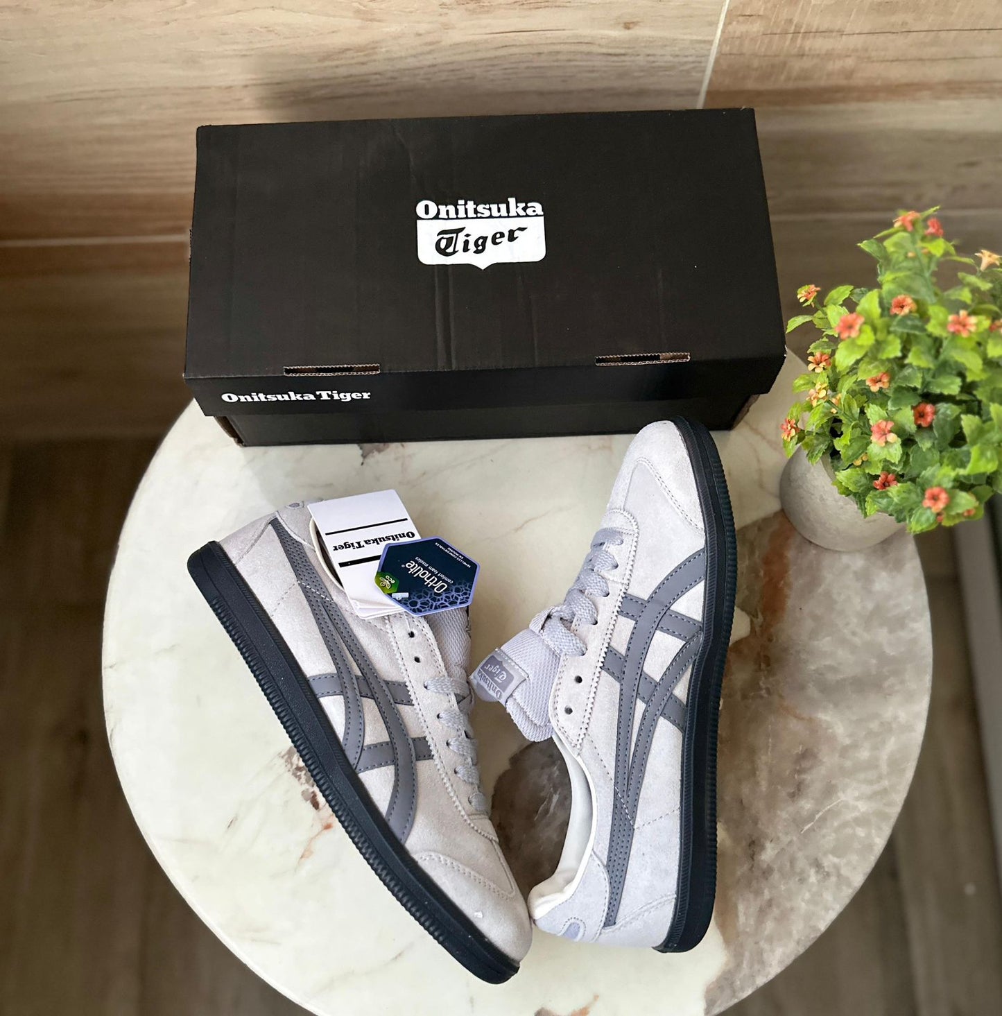 Onitsuka tiger tokuten gum sole