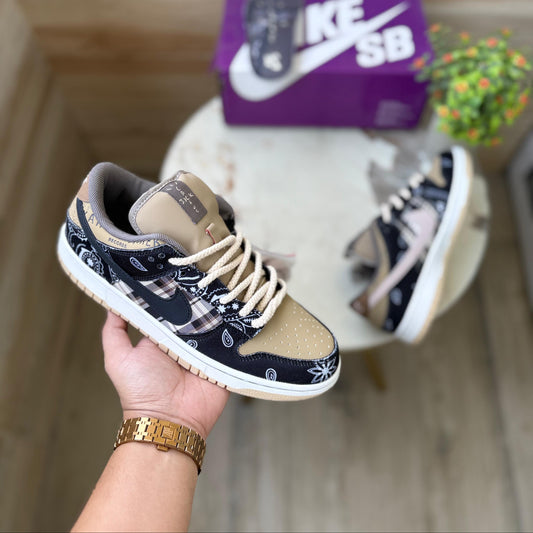 Nike jordan sb dunk x travis scott cactus jack