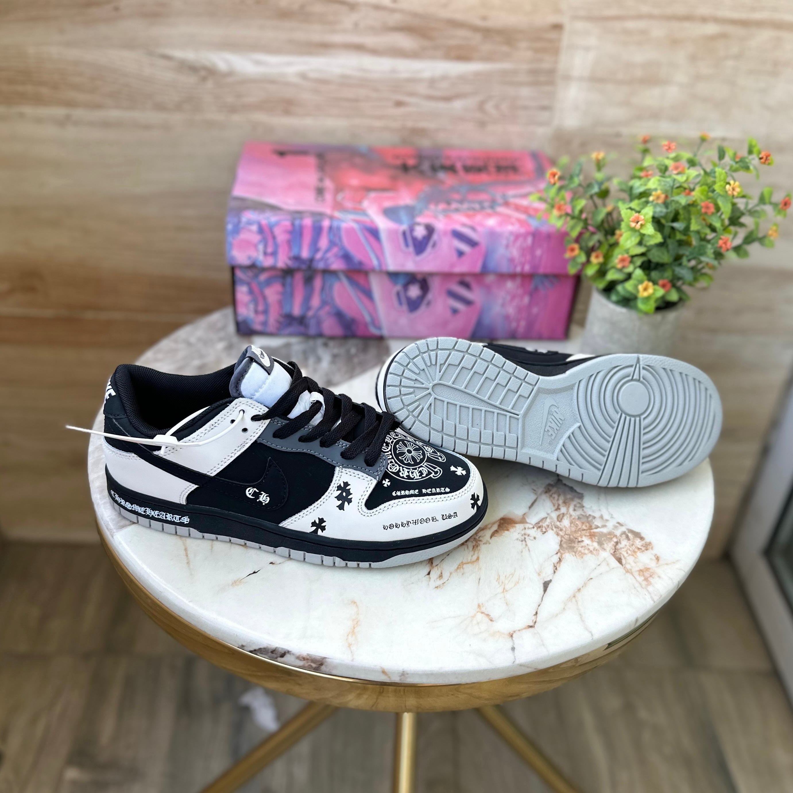 nike dunk chrome hearts