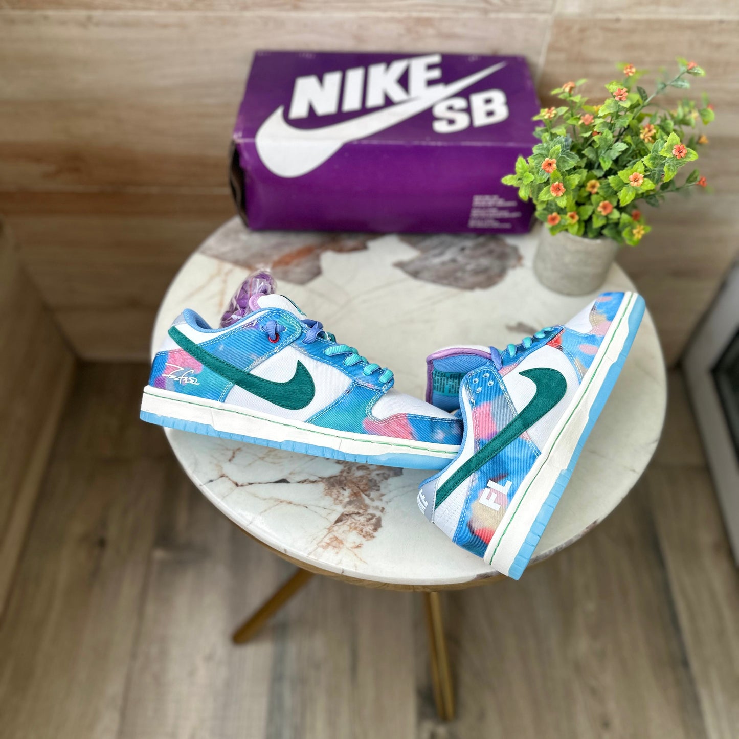 NIKE SB DUNK FUTURA LABORATORIES