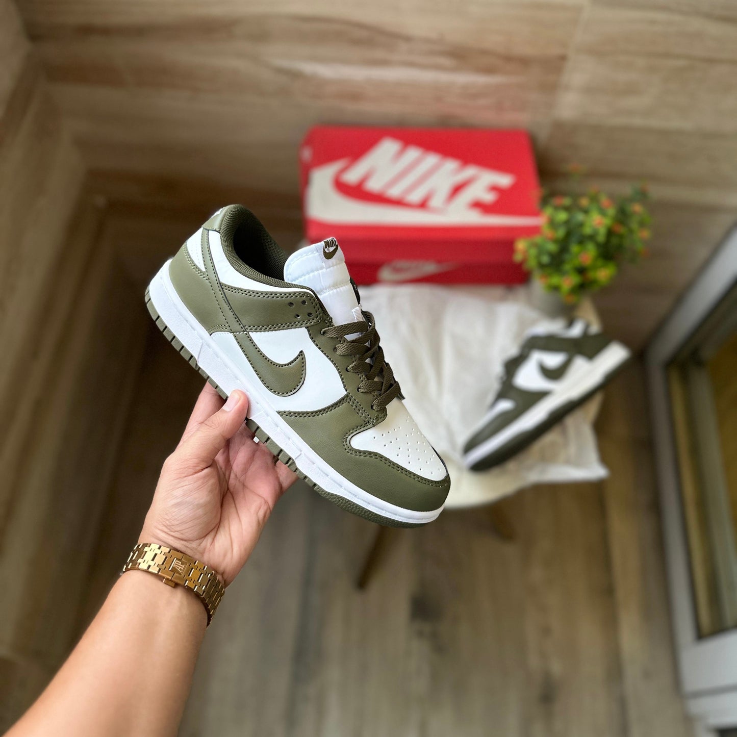 NIKE SB DUNK OLIVE GREEN