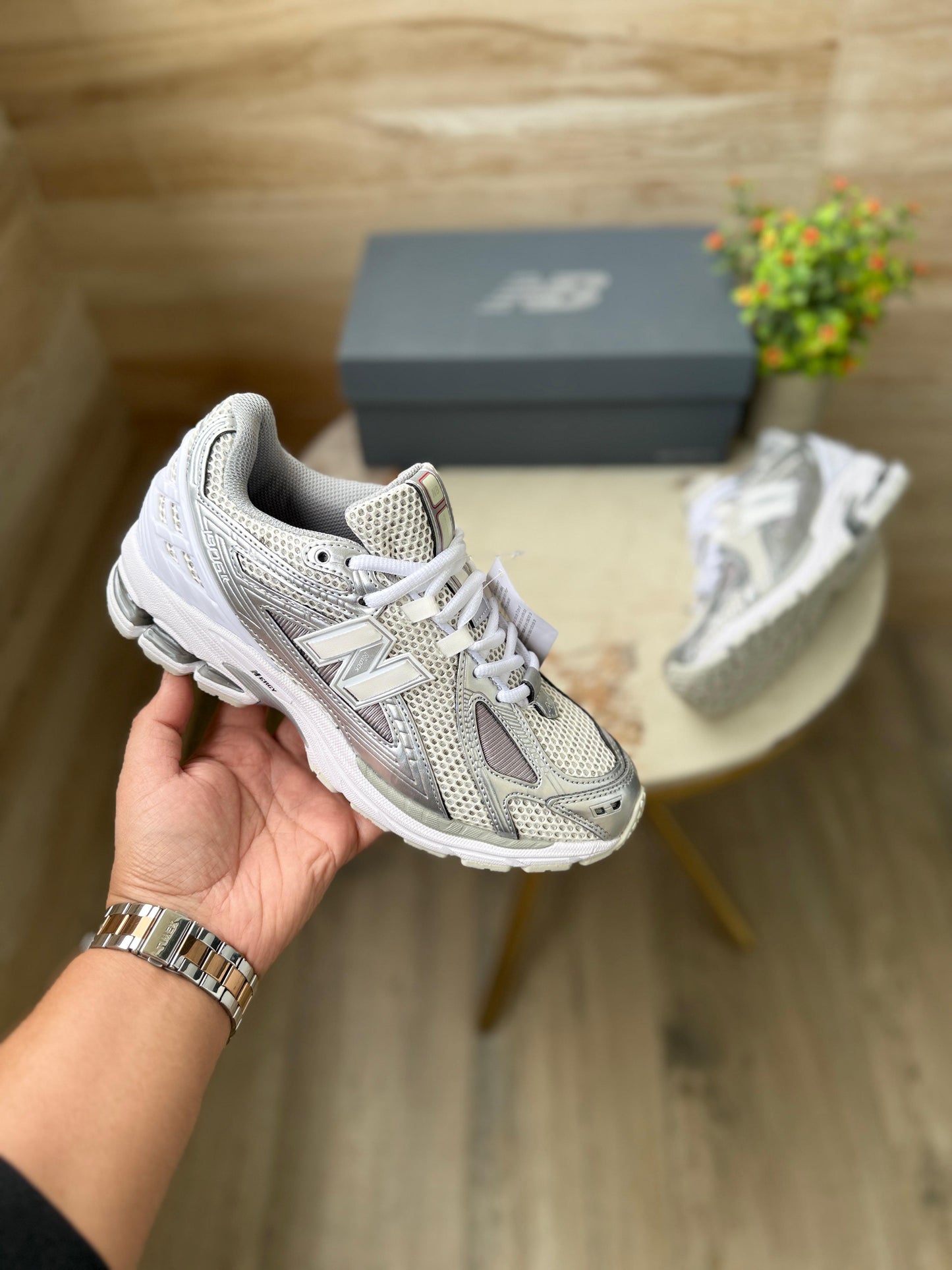 New balance 1906 metallic silver