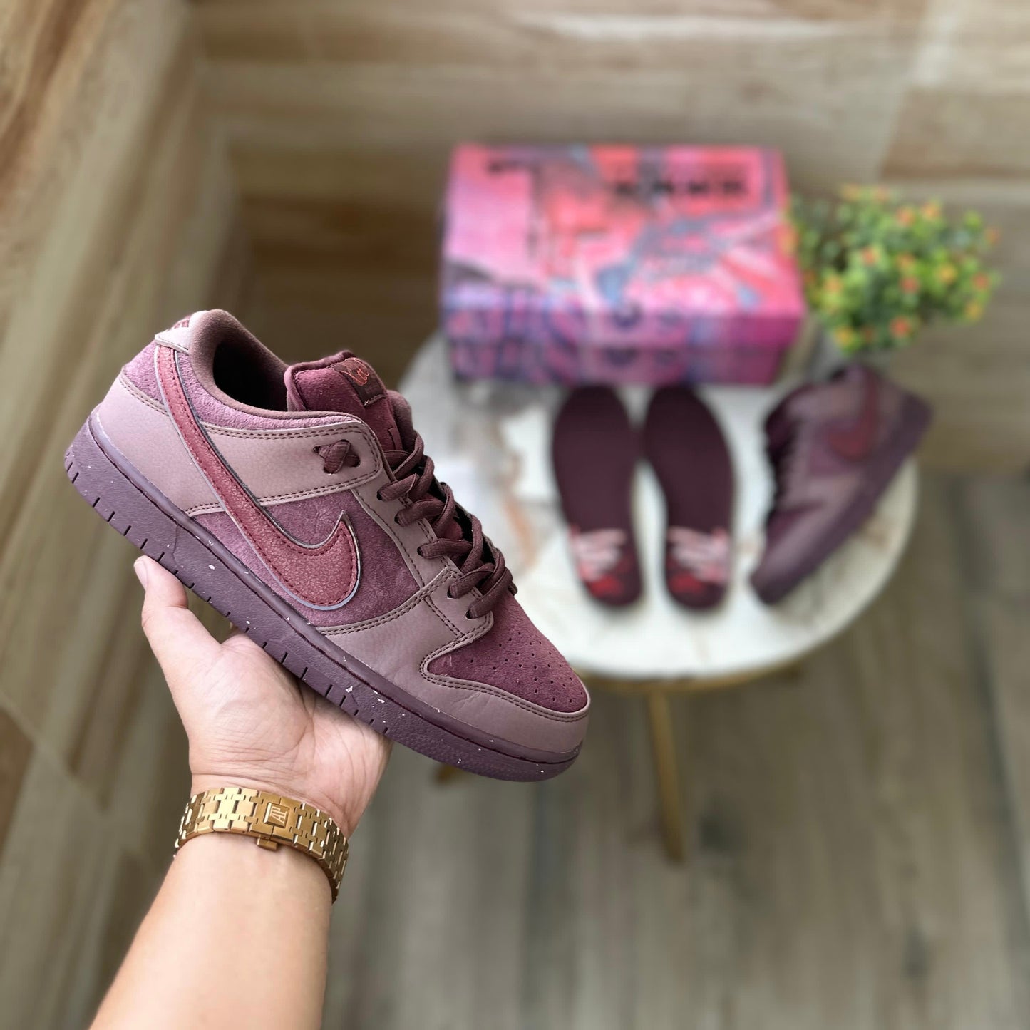 NIKE SB DUNK BURGUNDY CRUSH
